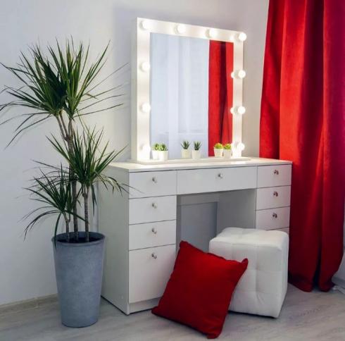 Косметичний стол СК 10